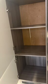 Predám používanú skriňu. 200x60x56,6 - 6
