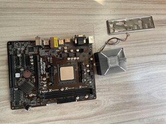 Amd A8 5600k doska amd fm2 set bez ram - 6