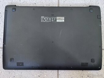 Asus X553M / Intel N2830 / 4GB RAM / 128GB SSD / 15.6" - 6
