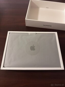 Apple Macbook Pro 2022 M2 13” / 16GB / 512 GB SSD - 6