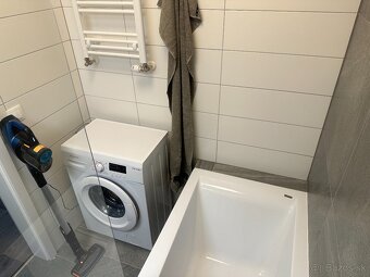 Prenájom 2izb byt s terasou Hornostavská ul. Nitra, zelené d - 6