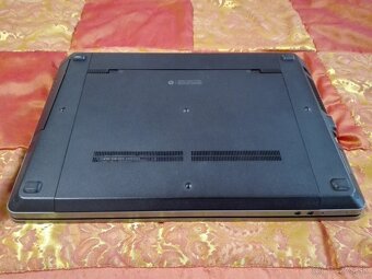 HP ProBook. Intel - i5. 8 GB. 15,6". Disk 500 GB. - 6