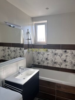 Moderný 2 izbový byt na Južnej ulici, klimatizácia, stačí sa - 6