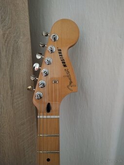 Fender Mustang - 6