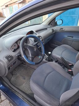 Peugot 206 1.1 - 6