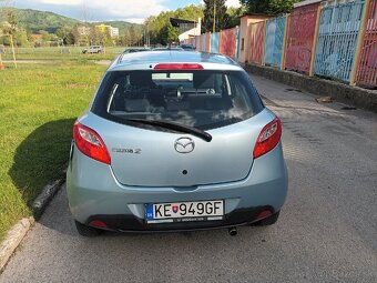 Mazda 2 - 6