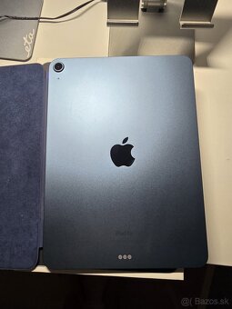 iPad Air (5th Generation) Wi-Fi 64GB Blue - 6