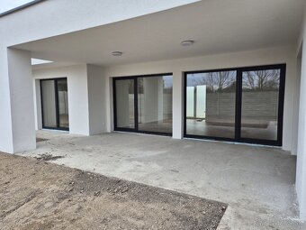 4 – IZB. BUNGALOV, 3 PARK.STÁTIA, TERASA,VEĽKÉ BLAHOVO - 6