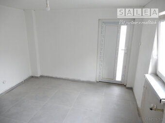 Pekný rodinný dom, 300 m2, kompletná rekonštrukcia, Hronské  - 6