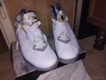 NOVE BOTASKY  AIR JORDAN - 6