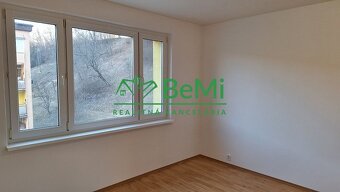 3 izb.byt v Lipanoch na skvelom 2.poschodí s balkónom - 6