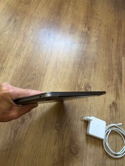 MacBook PRO M1 - 16GB RAM, 512GB SSD - 6