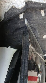 Predám dvere na Passat b6 2007 rv. - 6