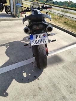 Suzuki GSR 600 - 6