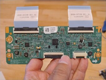 Samsung UE32H5030 suciastky - 6