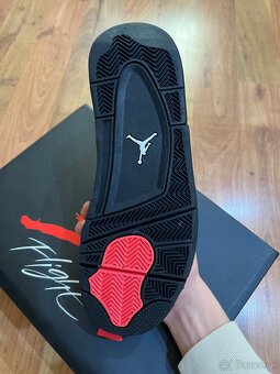 Jordan 4 Retro Red Thunder - 6