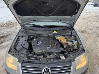 Predám VW Passat kombi B5.5 1.9tdi 4x4 ročník 2001 - 6