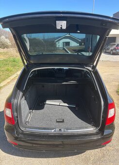 Škoda Superb 2012 combi - 6