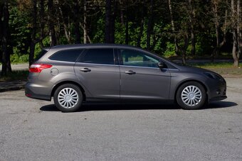 Ford Focus 1.0 l, 125k, manuál, vybava Trend, 80 645 km - 6