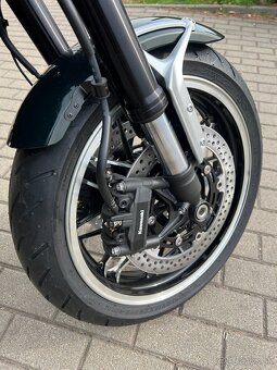 Kawasaki Z900 RS - 6