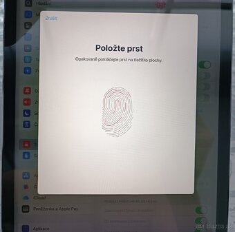 Apple iPad 8 gen. / 32GB Uložiště / 3GB RAM / LCD 10.2" - 6
