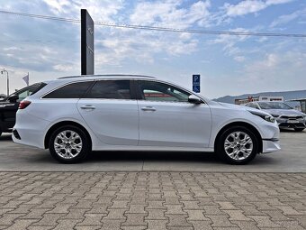 Kia CEED SW 1,5 T-GDi M6 GOLD+LED+NAVI - 6