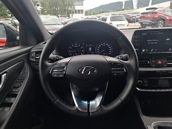 Hyundai i30 HB 1.5T-GDi 6MT PLAY - 6