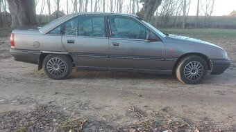 Predám: Kapotu Opel Omega A typ - 6