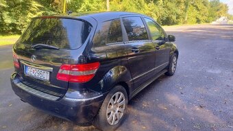 Mercedes Benz B - 6