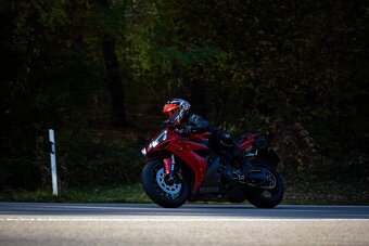 Yamaha R1 rn12 - 6