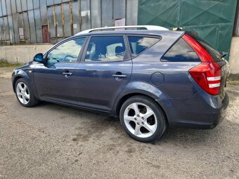 Predám Kia Cee´d 2.0 CRDi 103 KW SPORT r.v.11/2010 - 6
