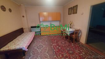 Predaj starší 2 izbový rodinný dom, plus 1 izbový rodinný do - 6