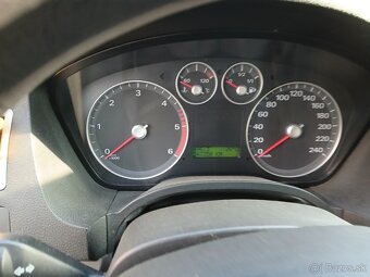 Ford C-Max - 6