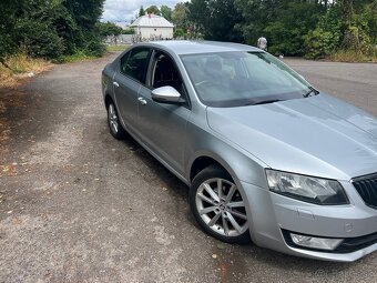 Skoda octavia 2.0TDI 110KW elegance dovoz GB - 6