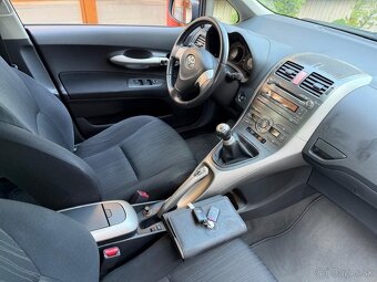 Toyota Auris 1,6VVTi - 6