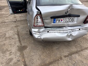 Škoda Octavia 1.9 tdi 74 kW Rozpredam na náhradné diely - 6