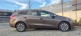 Kia Ceed SW 1.6 CRDi 136k Gold - 6