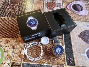 Huawei Watch GT 5 Pro 46 mm, titánové - 6