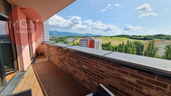 PRIPRAVUJEME DO PONUKY - 2 izbový byt s priestraným balkó - 6