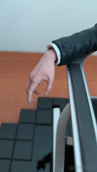 Mass Effect – Illusive Man Statue - 6