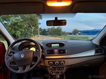 Renault MEGANE 3 - 6