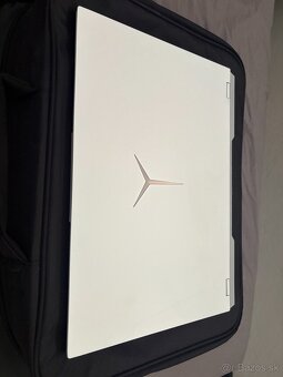 Lenovo Legion 5 Pro 16" - 6