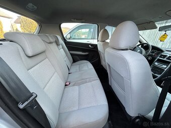 Predám vcelku súbor náhradných dielov - 6