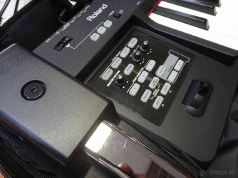 Digitálne piano - klavír - Roland RD-64 aj s púzdrom - 6