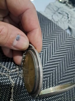 Predám staré strieborné vreckové hodinky - 6