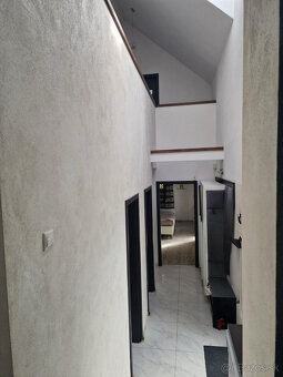 NOVÉ,dom po rekonštrukcii v Brezne 5 izieb, 3711 M2 p - 6