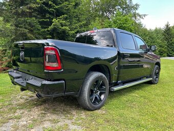 Dodge ram 5.7Hemi - 6