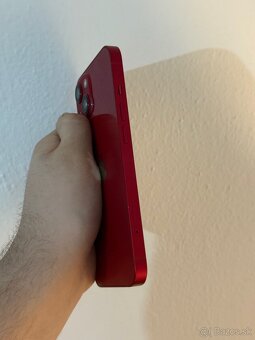Predám iPhone 13 128GB Červený Stav 8/10 používaný - 6