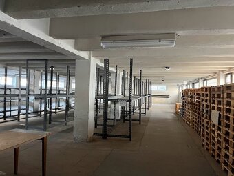 Na prenájom sklady pri Zvolene - 6