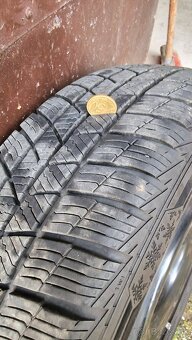 Zimne pneumatiky 175/65 R15 + disky - 6